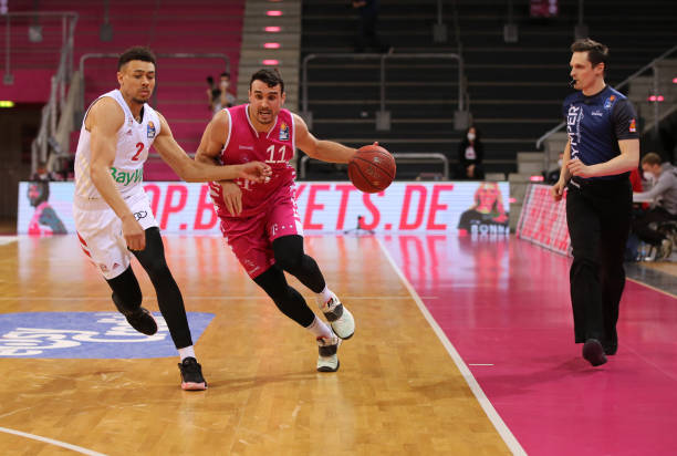 这场比赛的 这场比赛的